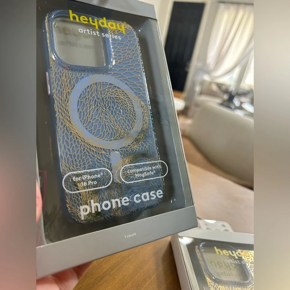 NWT Heyday Blue and Gold Floral iPhone Case